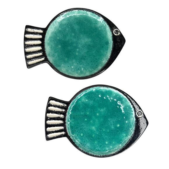 Paola Navone Fish Dish Set of 2 MCM Style Pottery Plates Made in Portugal - Picture 2 of 11